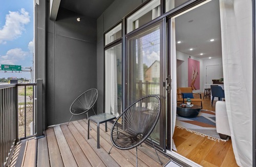 Inglewood Apartment | New listing 3BD/3BA Nashville condo minutes from Broadway and Nissan stadium