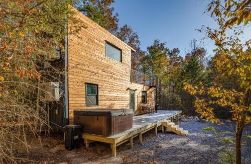 Pickens Villa | New - Pine View MicroCabin - Rare