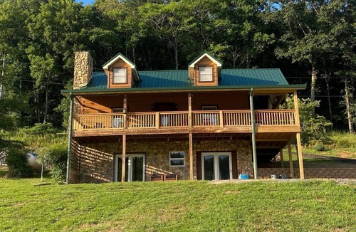 Max Meadows Cabin | New River cabin get away