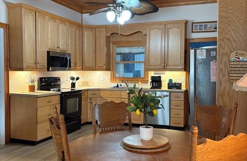 Ocean Isle Beach House | NEWLY RENOVATED 2026. Pet-friendly. Walking distance to waterway. Close to shops