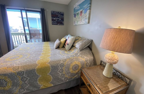 North Carolina Coast Condo | Newly Renovated and Tastefully Decorated 2 BR/2 BA Oceanfront Condo, sleeps 8.