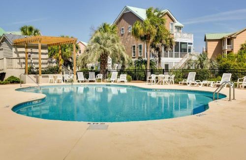 Oceanmarsh Subdivision House | Oceanfront Condo in Harbor Island Community!