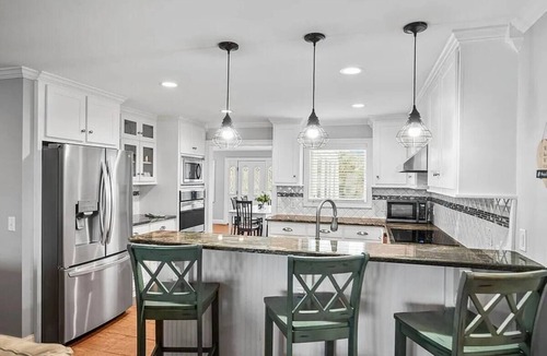Saint Helena Island House | Oceanfront w/sandy beach all day! 4100sq ft. Retreat w/Private walk, Pet’s ok!