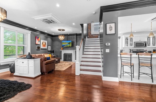 Old Louisville House | Old Louisville Charm with Modern Amenities - On a Brick-Lined Quaint Street