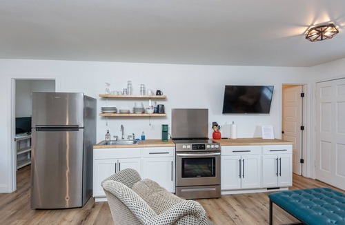 Greenville Condo | One mile from Downtown Greenville