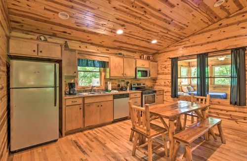 Helen Cabin | Outlook Cabin! Close to Helen!