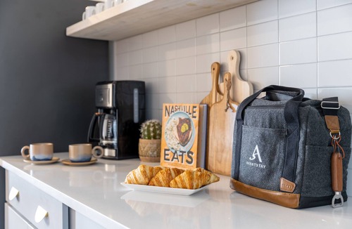 Five Points House | Outrider 105 by AvantStay | Close to Broadway & Downtown Nashville