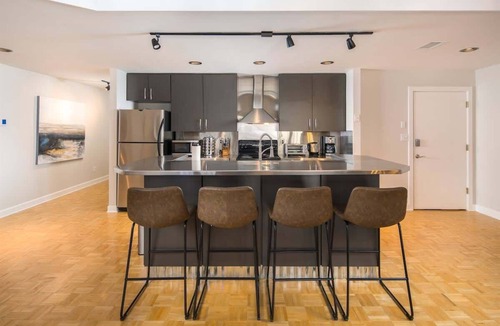 Blowing Rock Condo | Overlook - Downtown, Elevator, Sleeps 6, Parking!