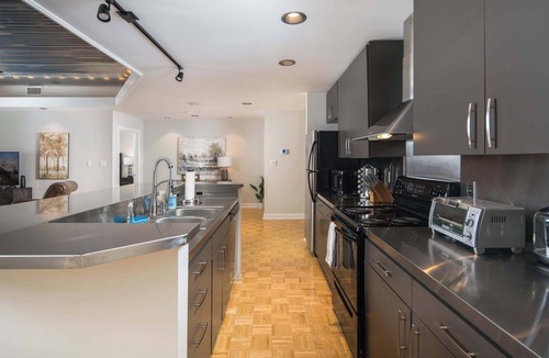 Blowing Rock Condo | Overlook - Downtown, Elevator, Sleeps 6, Parking!