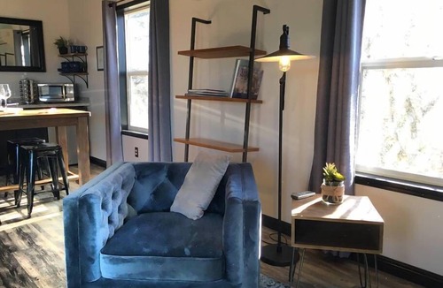 Mariposa House | Papillon Cellars
