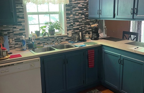 Northern House | Peaceful and Spacious mountain retreat. Full of amenities. Off grid yet close.