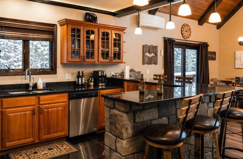Wetmore Cabin | Peaceful Lakefront Lodge near Pictured Rocks –with Kayaks, Firepit and Dock