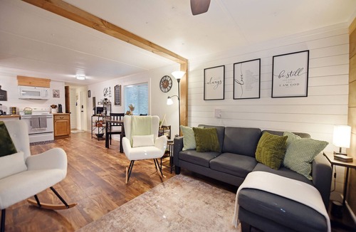 Young Harris House | Peaceful retreat, next to a Winery with a fire pit. Pet friendly