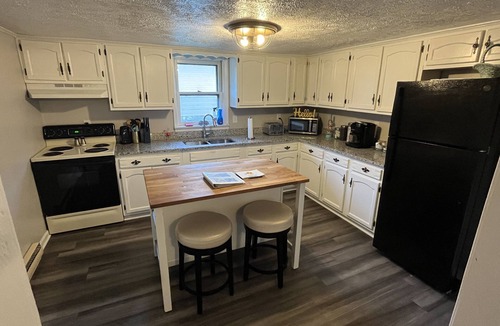 Millville House | Peaceful Single-Level Retreat, Near Harpers Ferry, Easy Access + Prime Location