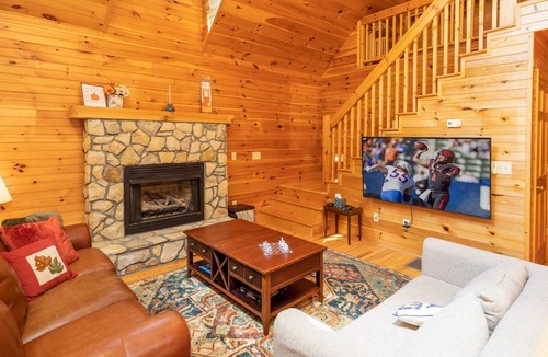 Fleetwood Cabin | Perfect Cabin for Mountain Enthusiasts