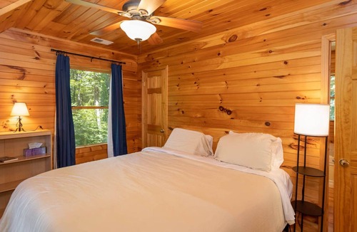 Fleetwood Cabin | Perfect Cabin for Mountain Enthusiasts
