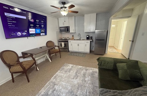 Hanahan Apartment | Perfect oasis, near downtown Charleston, Musc hospital, and Charleston airport.