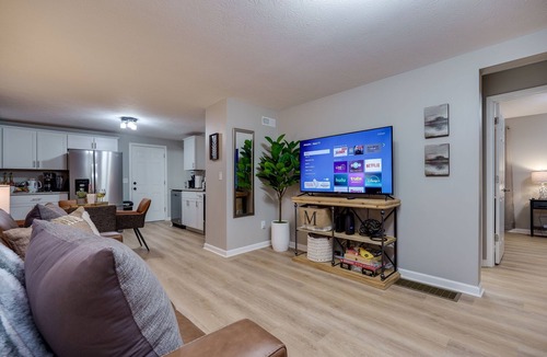 Dayton House | Pet-Friendly 3BR Dayton Bungalow Near UD