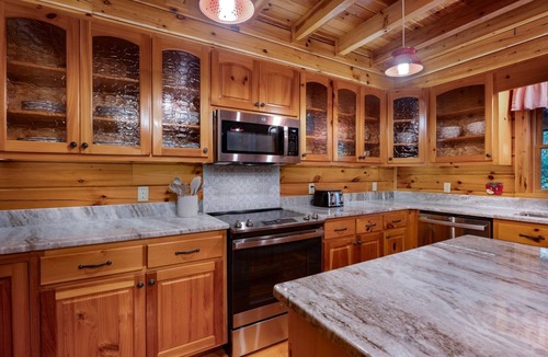 Cherry Log Cabin | Pet-Friendly Cozy Cabin w/Game Room & Hot Tub