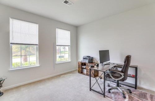 Ladson House | Pet-Friendly Ladson Home: 23 Mi to Charleston!