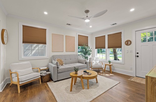 Port Royal House | Pinky's Palace - Cozy Bungalow minutes from Parris Island