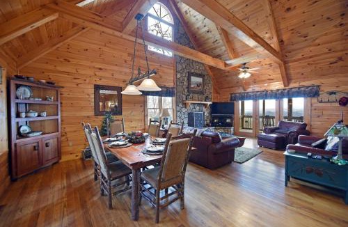 Ridges Over the Lake House | Point of View-Amazing Views-Hot Tub- Pool Table-Wifi-Firepit-Gas Fireplace