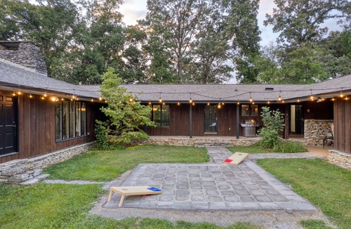 New Market House | Pool + Sauna + game Room | Cherokee Lake + Knoxville | Amber Lodge