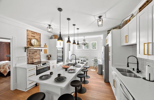 Harpers Ferry House | Pool, Sauna, Hot Tub, Dog-friendly