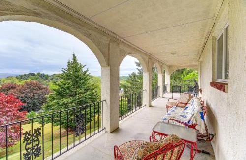 Princeton House | Princeton Mtn-View Estate: Vintage Charm