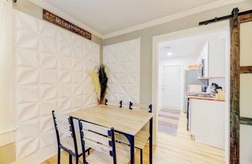 Columbia House | Private Getaway in the Heart of Columbia!