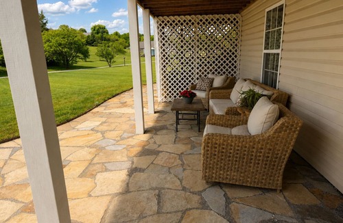 Maryville Apartment | Private, Peaceful 2 BR/1 BA Guest Suite- Near The Smokies, The SHED, & Airport