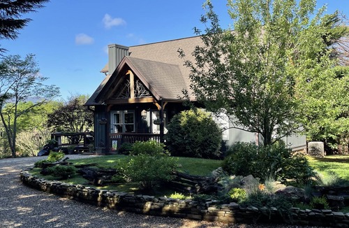 Franklin Cabin | Red Maple Cabin in Franklin NC
