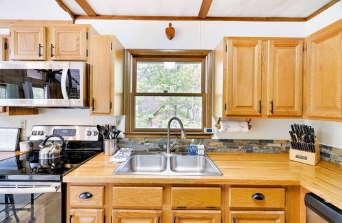 Lake Harmony Estates Ski Chalet | RedHawk Chalet — The House Your Group Books Every Year!