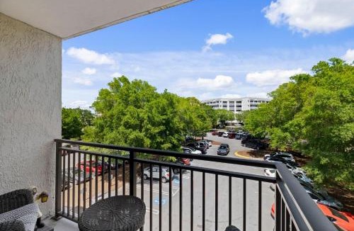 Harbour Town House | Relax By Pool: Harbour Town Resort Condo