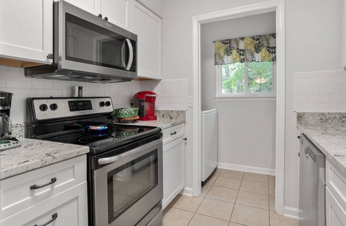 Beaufort House | Relax in a Pet-Friendly Lowcountry Home Near Beaches, Downtown Beaufort, and USMC Graduation!