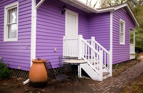 Historic District Cottage | Renovated and walking distance to Downtown