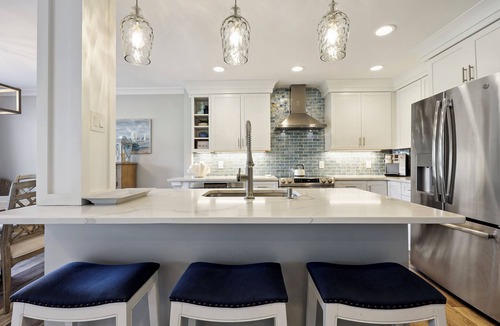 Palmetto Dunes Villa | Renovated villa with fairway views, community pool & sundeck!