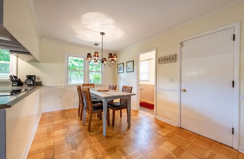 Clarkesville House | Riders Base, Hot Tub, Privacy, Pool Table, Firepit, Huge yard, 14 miles to Helen