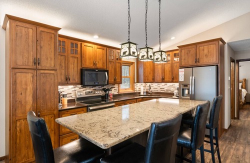 Tomahawk House | River Oaks Retreat on the Wisconsin River, Spacious Yard, Kayaks Included!