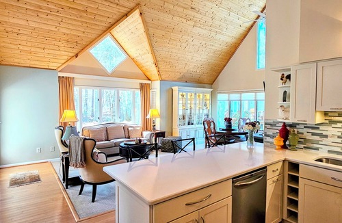 Sapphire Villa | River Walk of Sapphire Valley