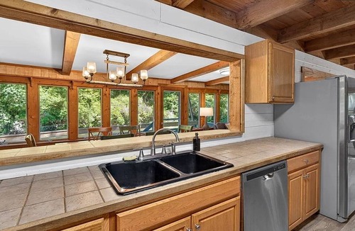 Ellijay Cabin | Riverfront Cartecay - Hot Tub - Firepit - Tubing