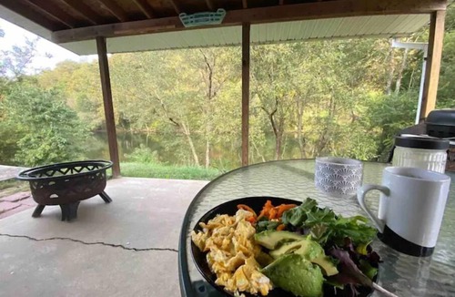 Jodie House | Riverfront Cottage on the Crystal Clear Gauley River