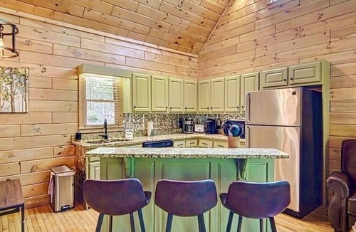 Blue Ridge Cabin | Romantic Creekside Cabin! Close to downtown New Hot Tub Fire Pit Game Room