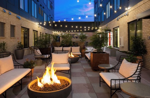 12 South Condo | Rooftop + Courtyard | 2BR w/Balcony | Gilmore