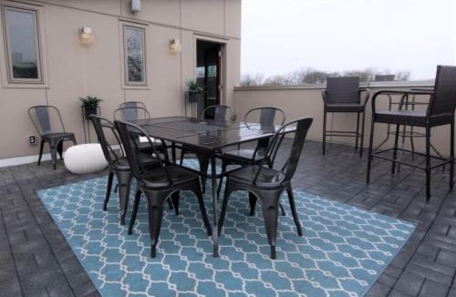 Edgehill House | Rooftop Near Gulch AND Broadway Sleep 12