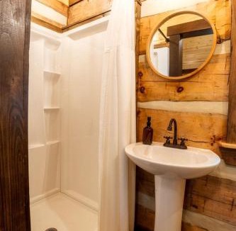 Allegheny Mountains House | Rustic Wooden Cabin with Hot-tub in Riverton, West Virginia