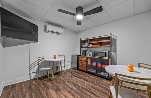 Charlotte Street Condo | Sabel #103 Downtown Asheville king suite with Wi-Fi, parking, and kitchenette