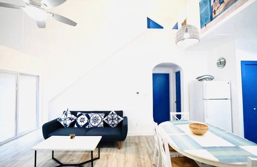 Chapel Hill Cottage | Santorini Cave Style Cottage with Fenced-in Yard