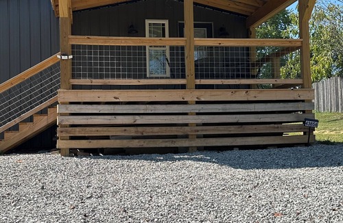 Pittsburg Cabin | Sassafras A - a cozy 2-bedroom cabinesque in charming East Bernstadt