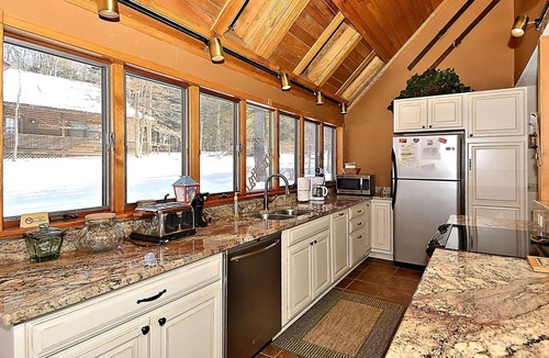 Northface House | Schussboomer`s Retreat